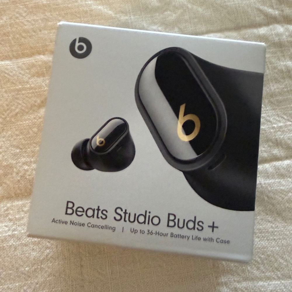 Beats Studio Buds +